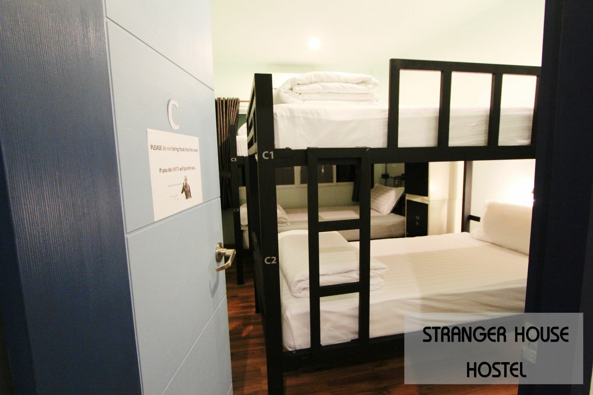 Stranger House Hostel Chiang Mai Exterior photo